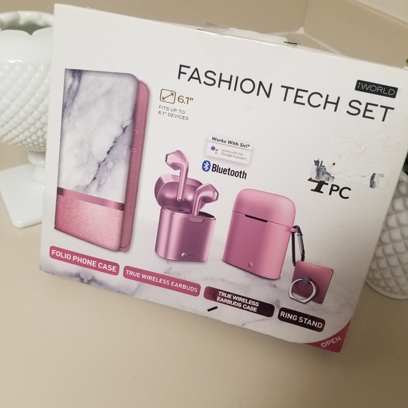 IWORLD FASHION TECH PHONE ACCESSORIES SET - Picture 2 of 3